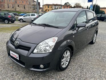 Toyota Corolla Verso 2.2 16V D-4D D-Cat