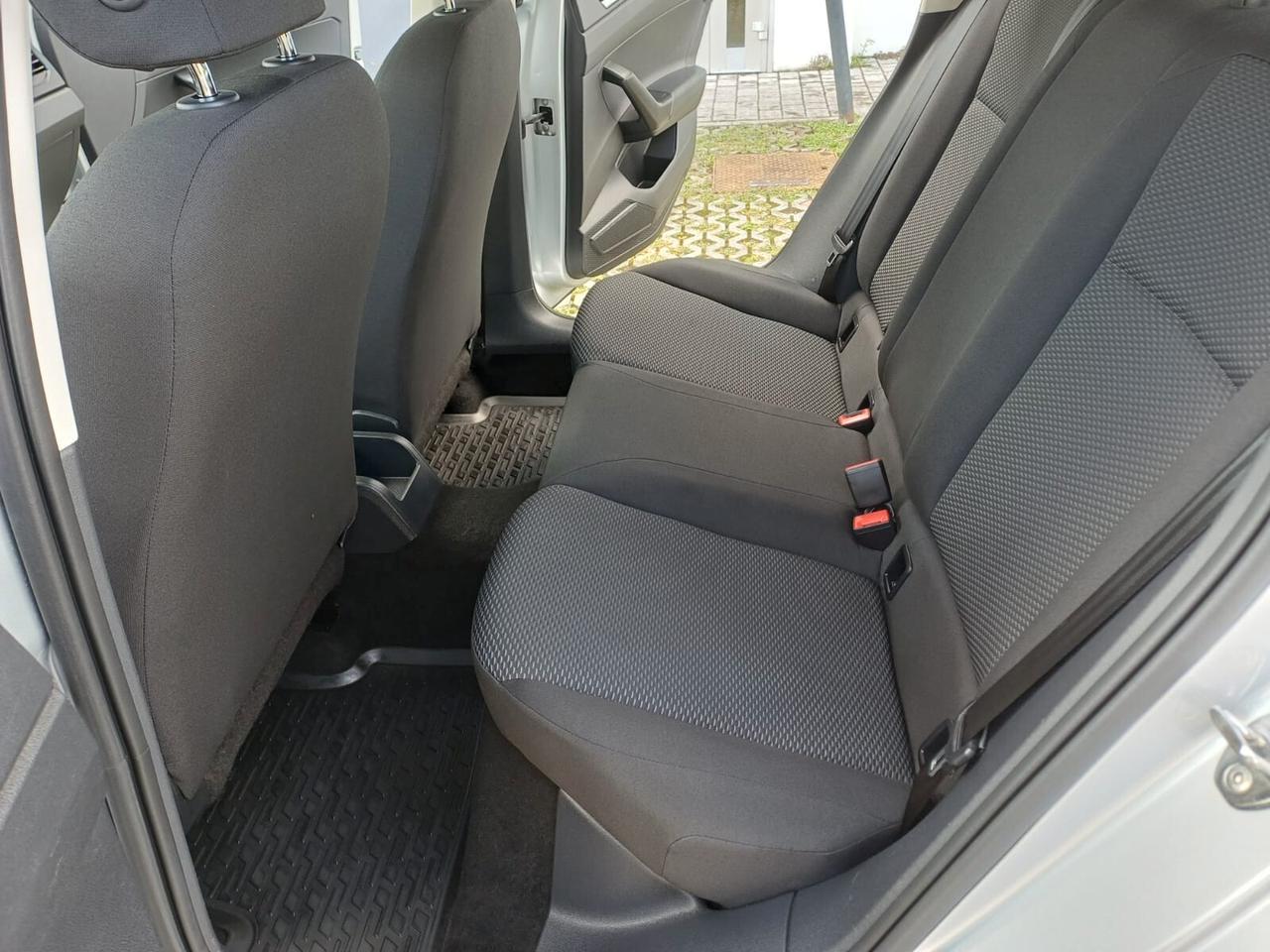 Volkswagen Polo 1.0 MPI 65 cv 5 porte Trendline BMT