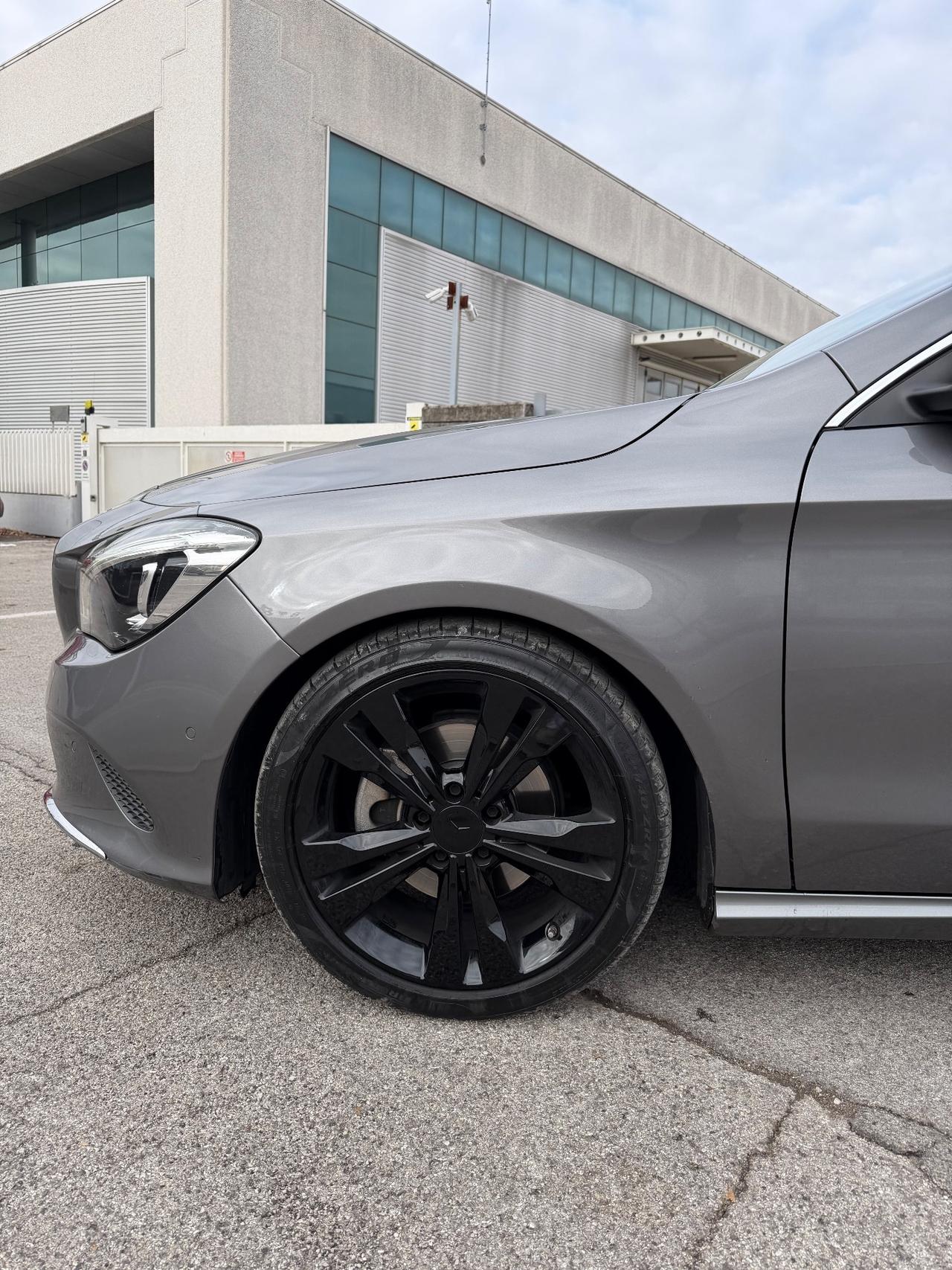 Mercedes-benz CLA 180 d S.W. Automatic Premium