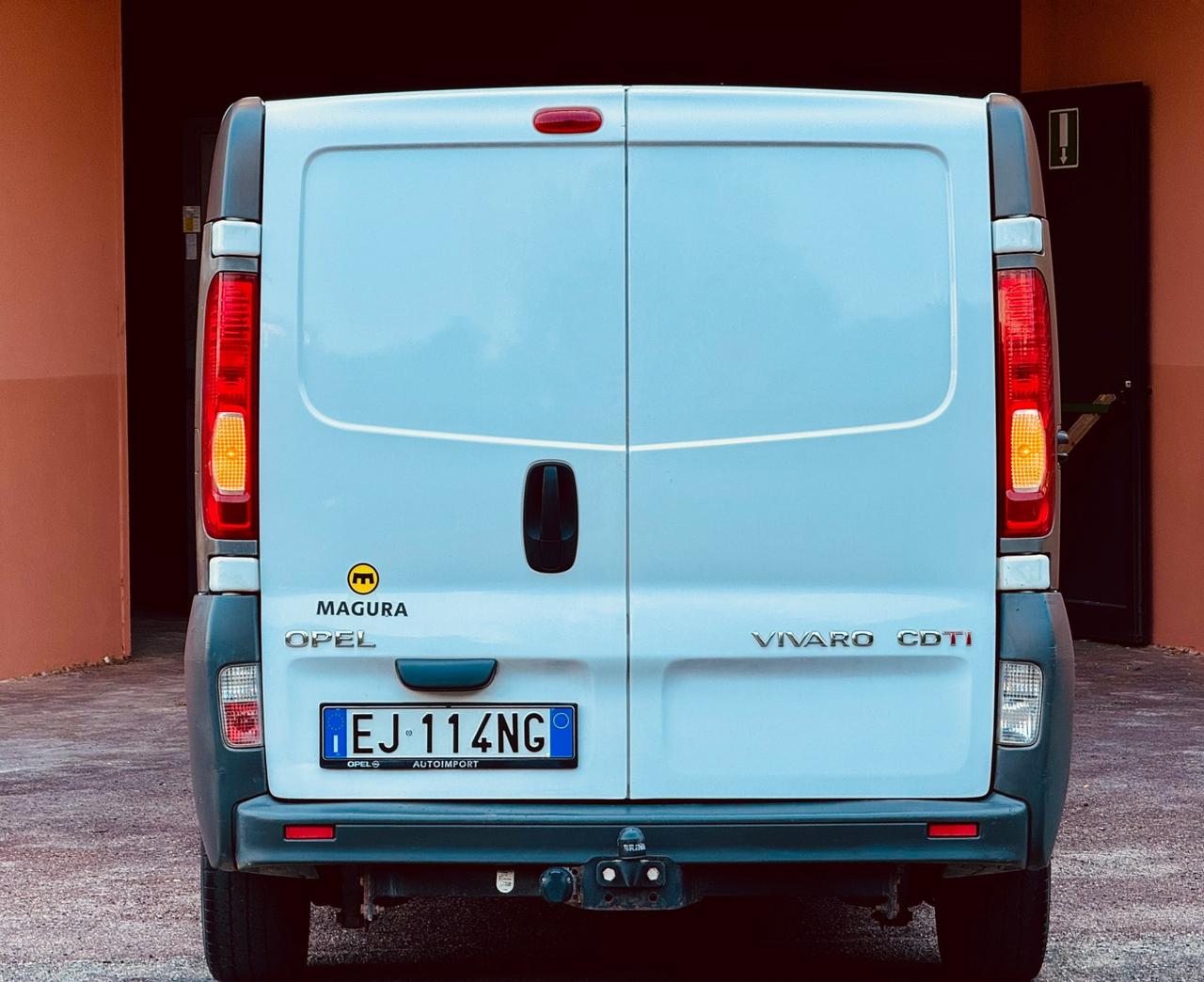 Opel Vivaro 29 2.0 CDTI 120CV PL-TN Furgone Easytronic