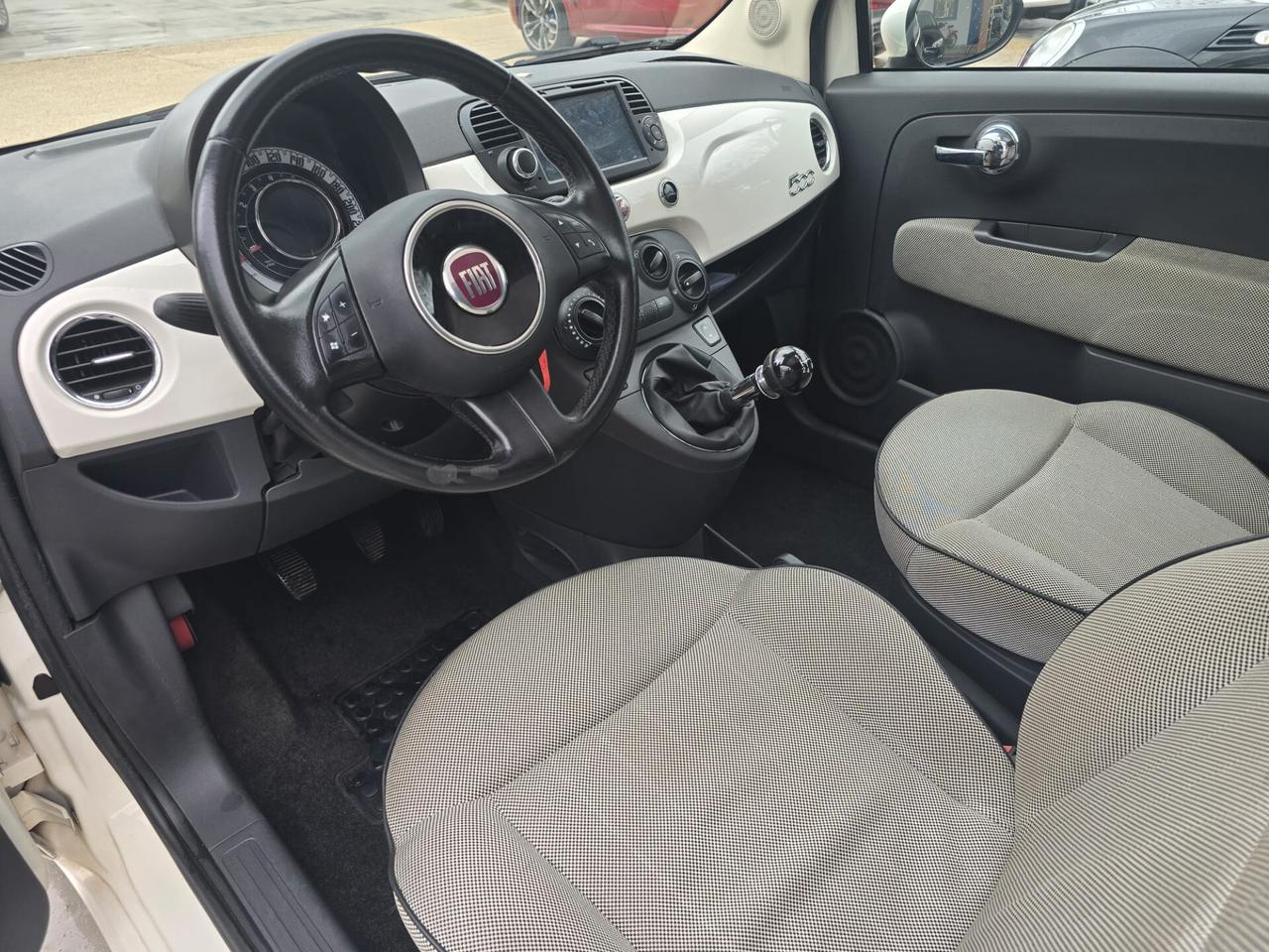 Fiat 500 1.2 Lounge
