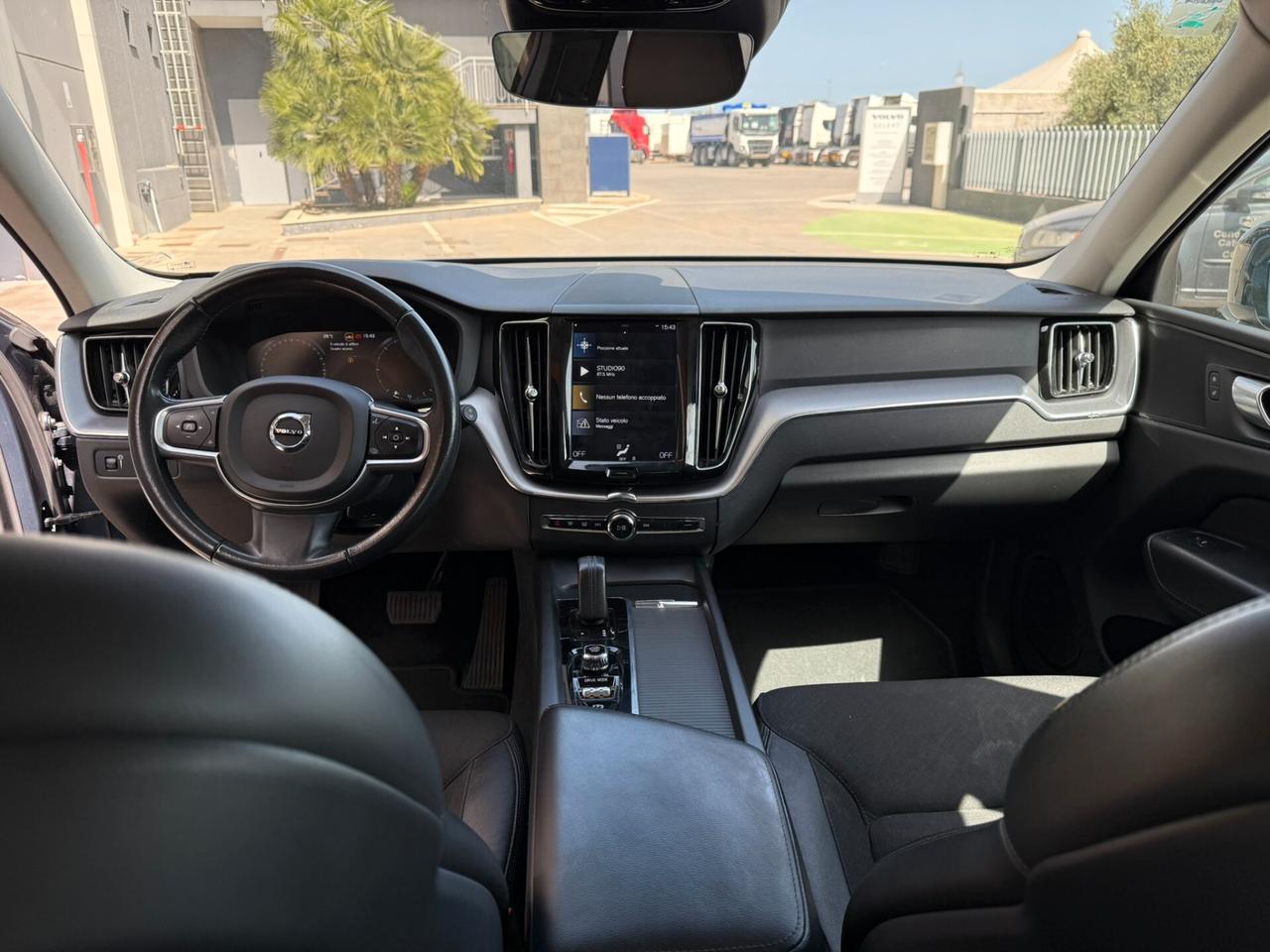 Volvo XC 60 XC60 B4 (d) AWD Geartronic Business