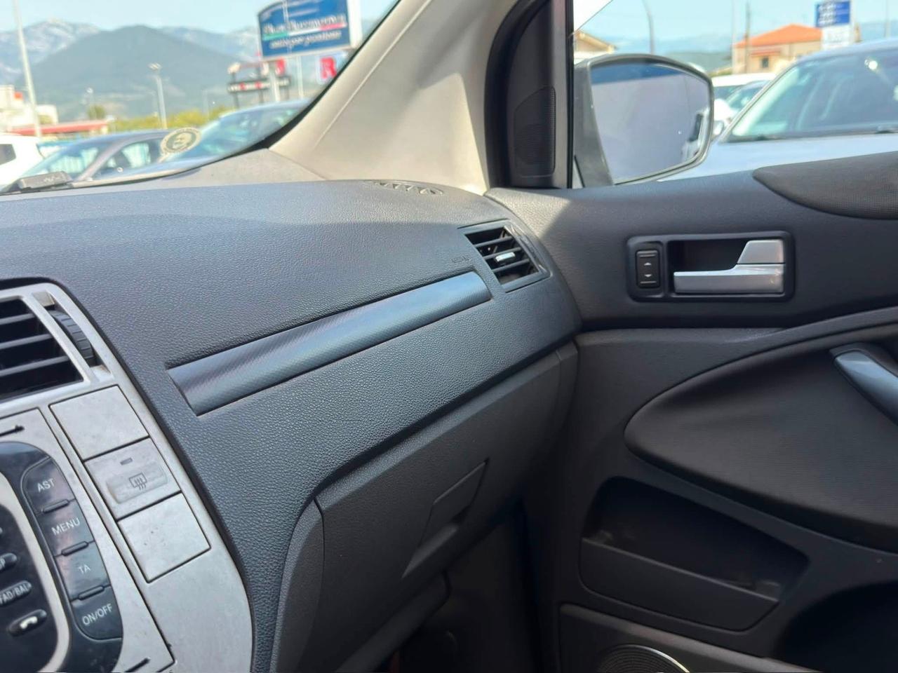Ford Kuga 2.0 TDCi 136 CV 4WD Titanium DPF