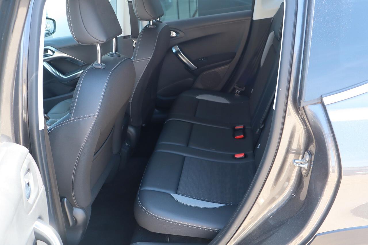 Peugeot 2008 BlueHDi 120 S&S Allure