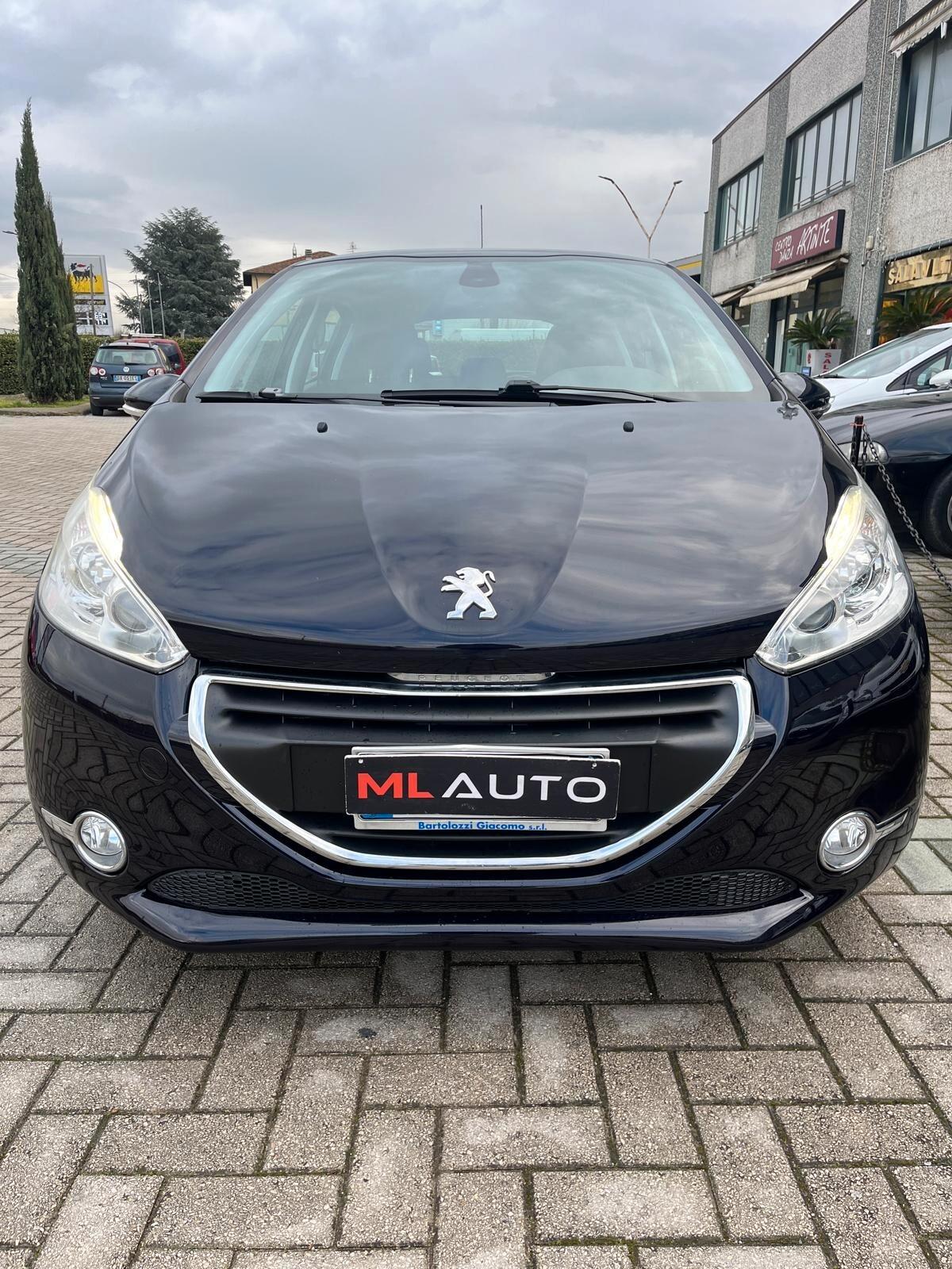 Peugeot 208 PureTech 82 5 porte Allure - OK NEOPATENTATO