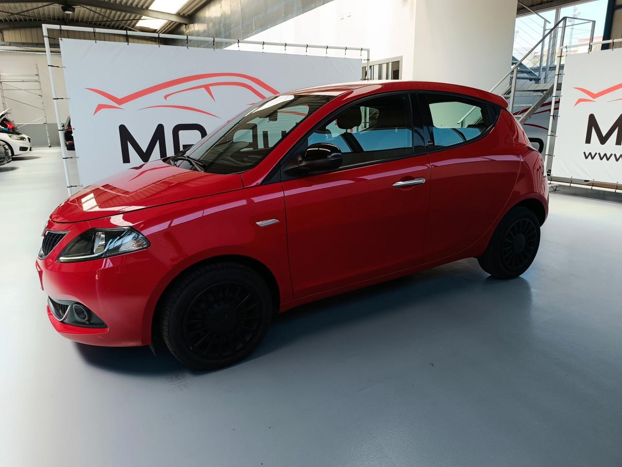 Lancia Ypsilon 1.0 FireFly 5 porte S&S Hybrid Ecochic Gold
