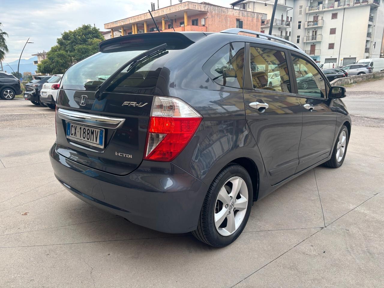 Honda FR-V 2.2 i-CTDi Comfort 6 POSTI