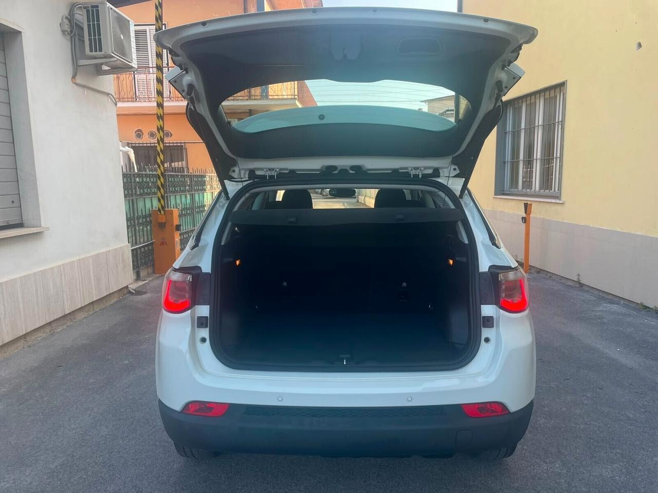 Jeep Compass 1.6 Longitude