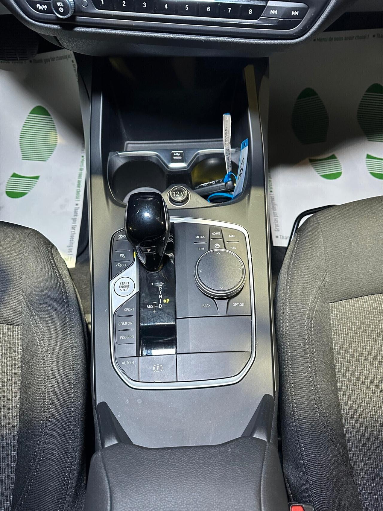 Bmw 118d 5p. Business Advantage iva esposta