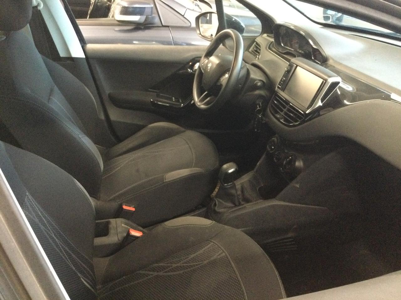 Peugeot 208 1.2 VTi 82 CV 5 porte Allure