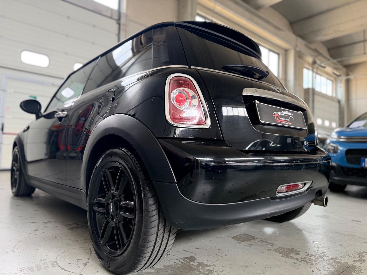 Mini 1.6 16V Cooper NEOPATENTATI