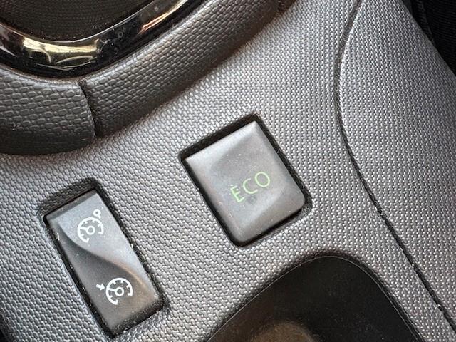 Renault Clio 0.9 TCe 12V 90CV Start&Stop 5 porte Energy