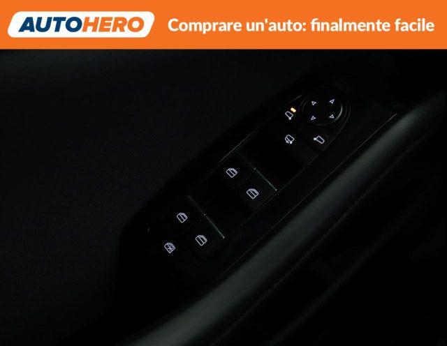 MAZDA 3 2.0L Skyactiv-G M-Hybrid Executive