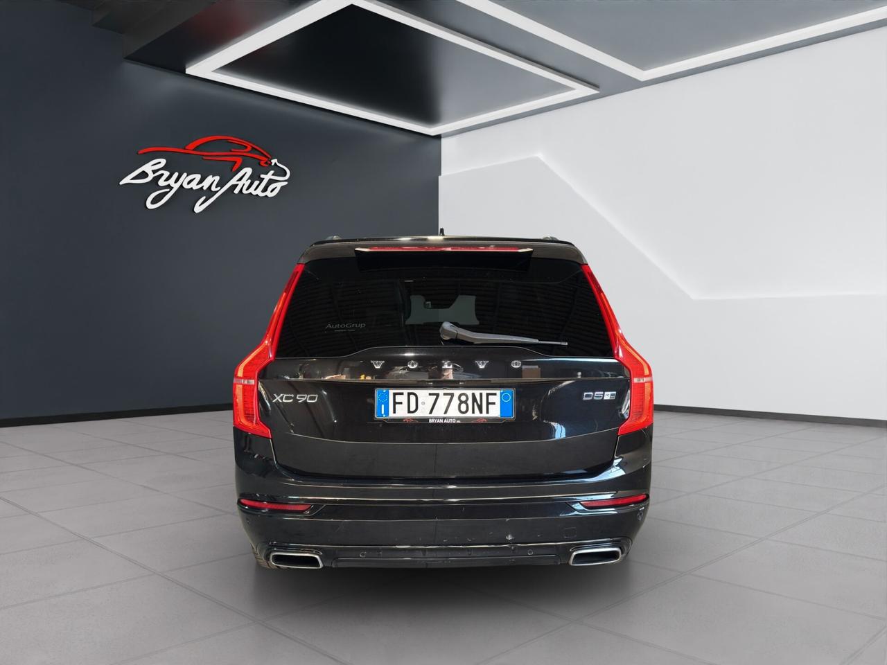 Volvo XC 90 D5 AWD Geartronic 7 posti R-design