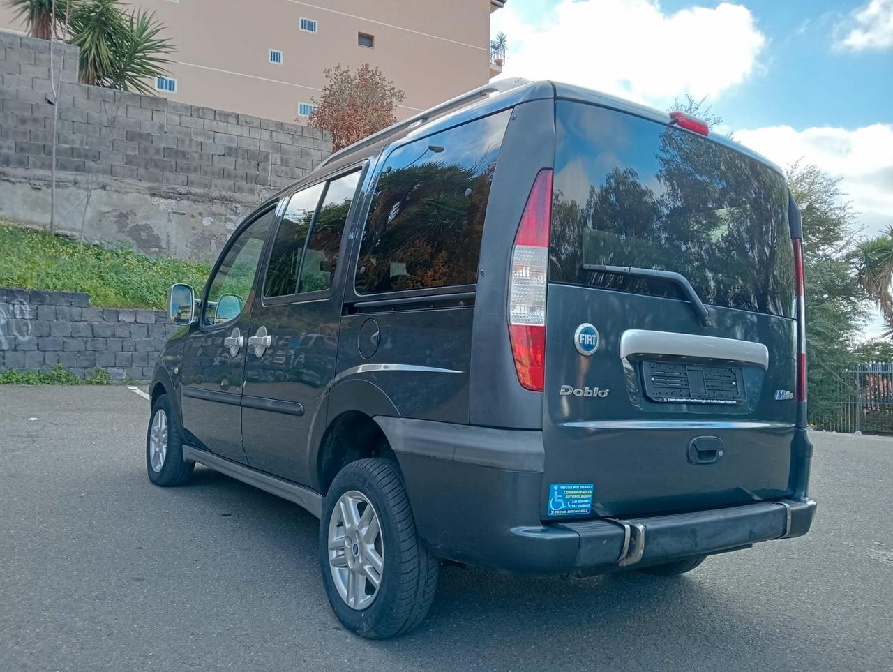 Fiat Doblo Pianale ribassato con rampa disabili in carrozzina