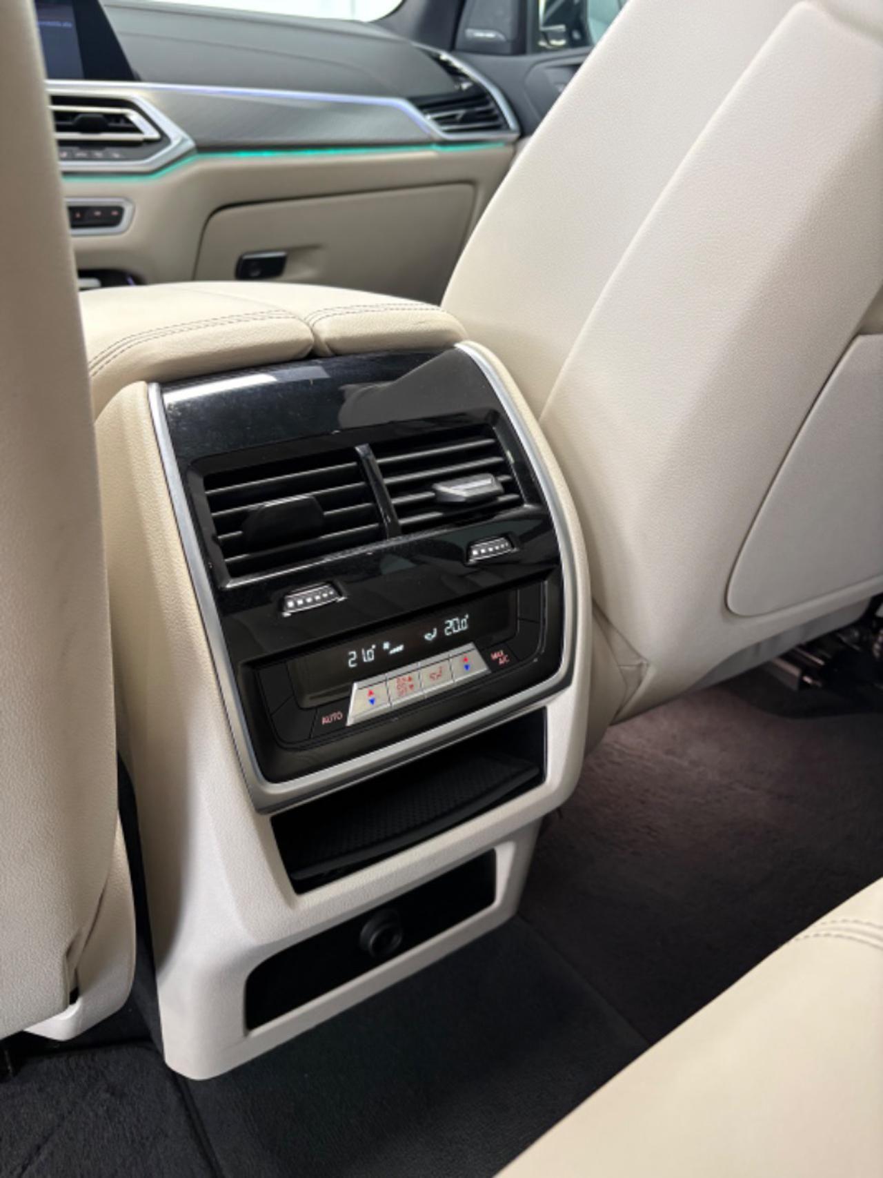 BMW X5 xDrive40d 48V MHEV Msport FULL LED