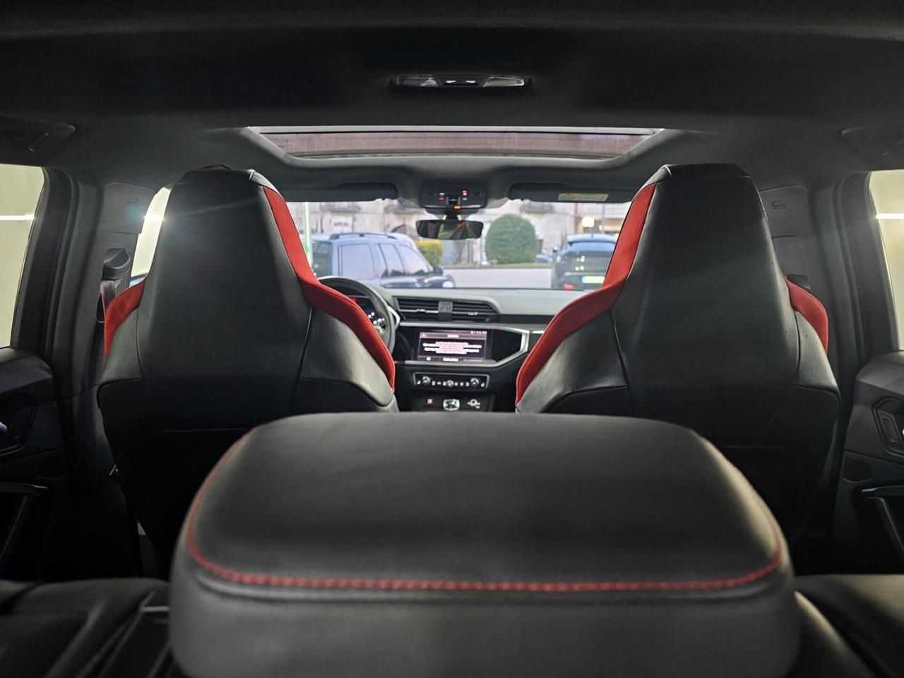 NUOVA AUDI RSQ3 SPORTBACK 2.5 BENZ 400CV S-TRONIC BLACKLINE