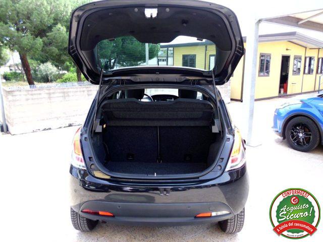 LANCIA Ypsilon 0.9 TwinAir 85 CV 5 porte Metano Ecochic Elle