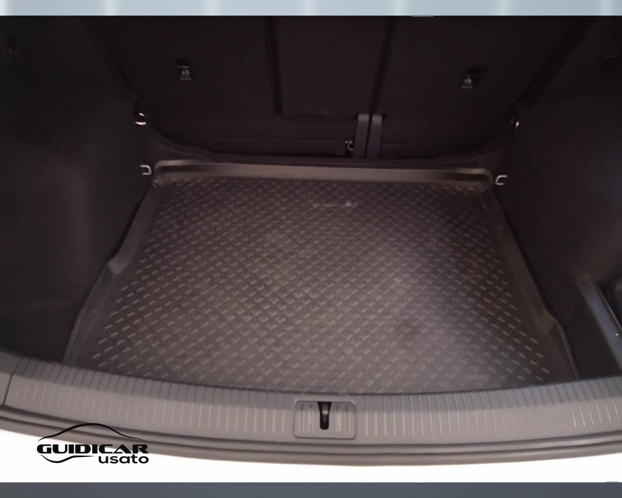 VOLKSWAGEN Tiguan II 2021 - Tiguan 2.0 tdi R-Line 4motion 150cv dsg