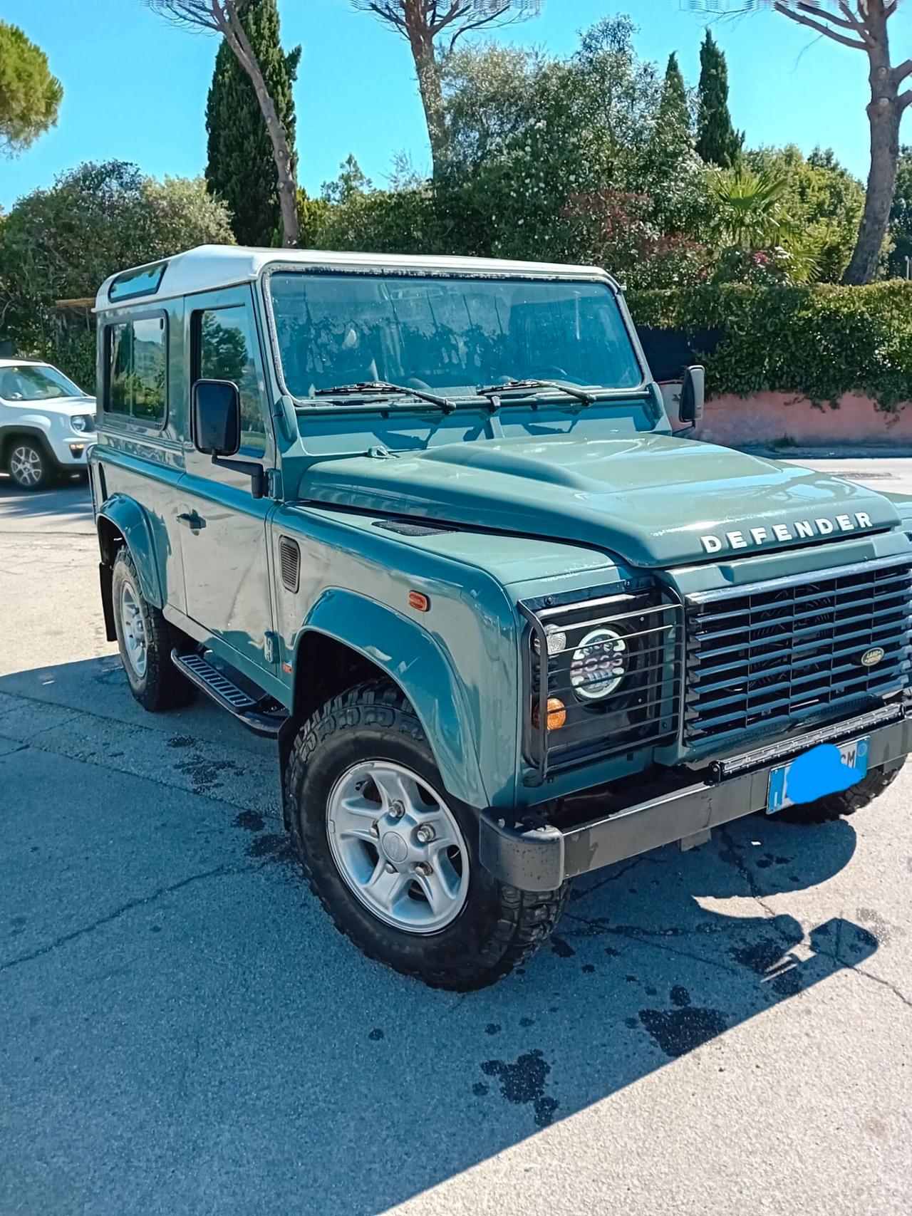 Land Rover Defender 90 2.4 TD4 Station Wagon SE