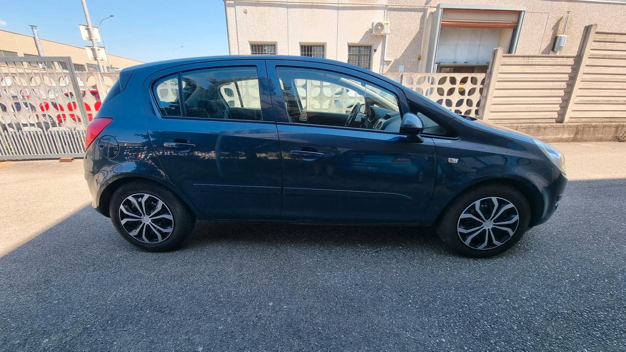 Opel Corsa 1.2 5 porte Enjoy