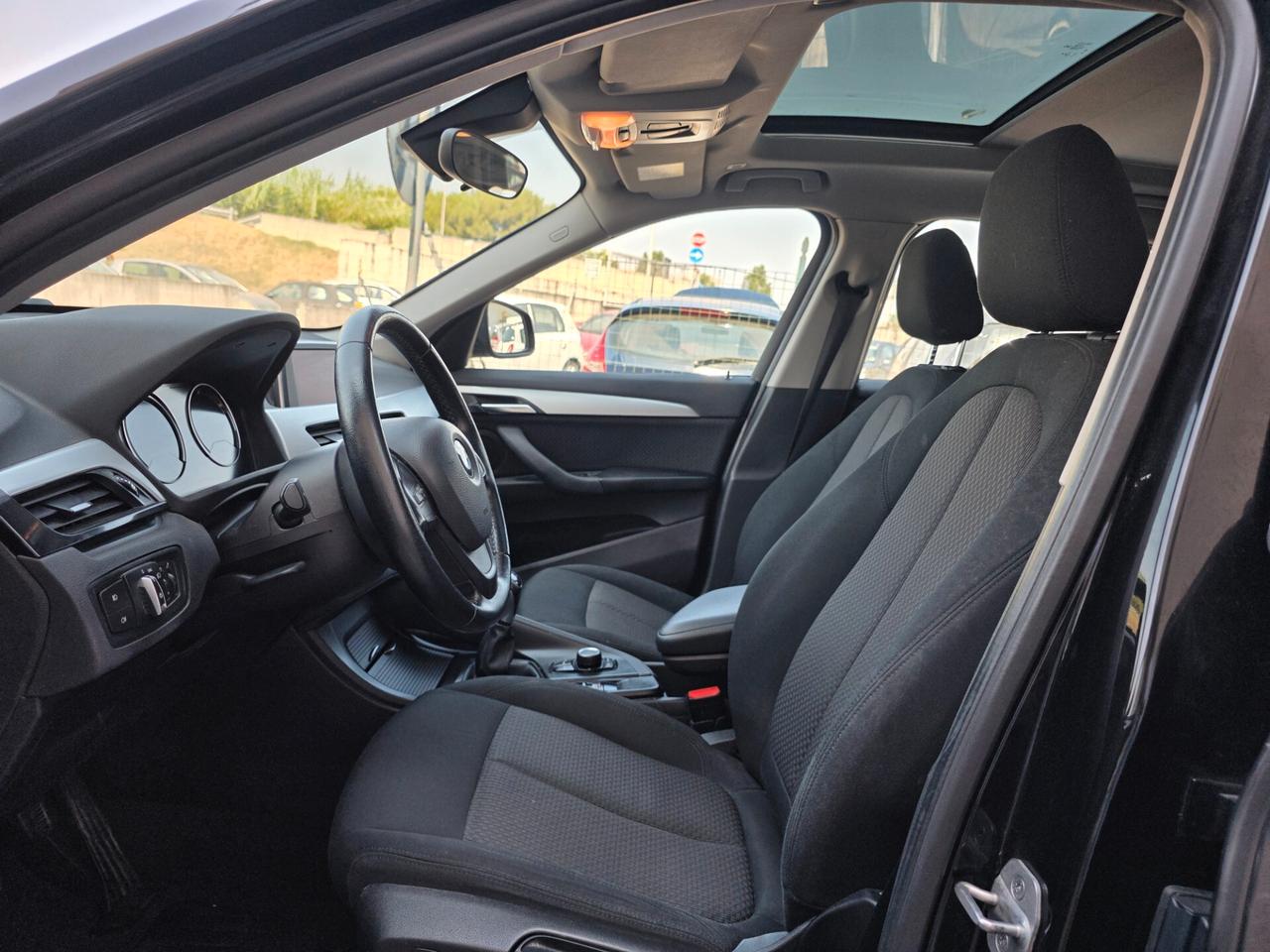 Bmw X1 sDrive16d xLine PERFETTA TETTO GRANDE