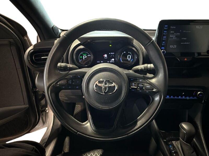 Toyota Yaris Yaris 1.5h Lounge