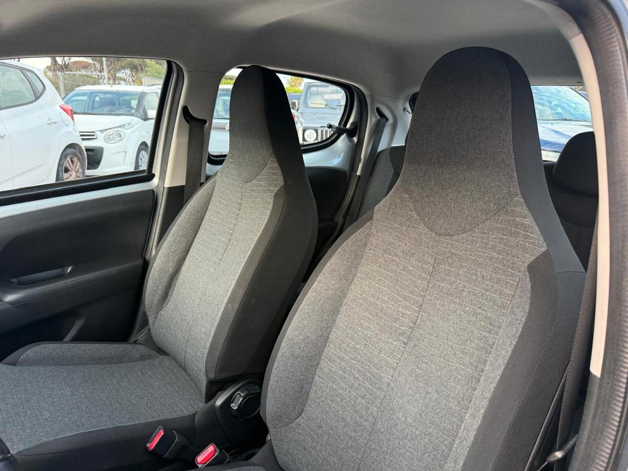 Citroen C1 VTi 68 5 porte Shine Adatta a Neo Patentati