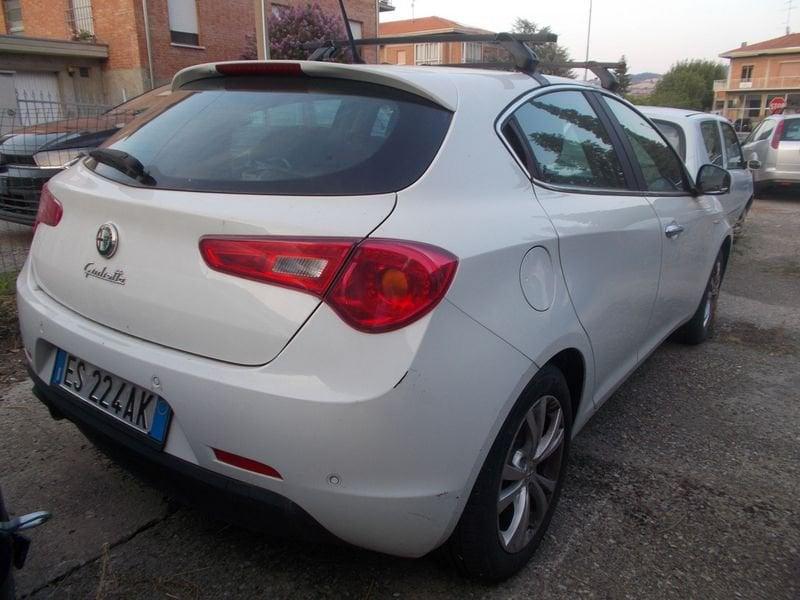 Alfa Romeo Giulietta Giulietta 1.4 t. Distinctive Gpl 120cv 338.7575187 MASSARI ENZO