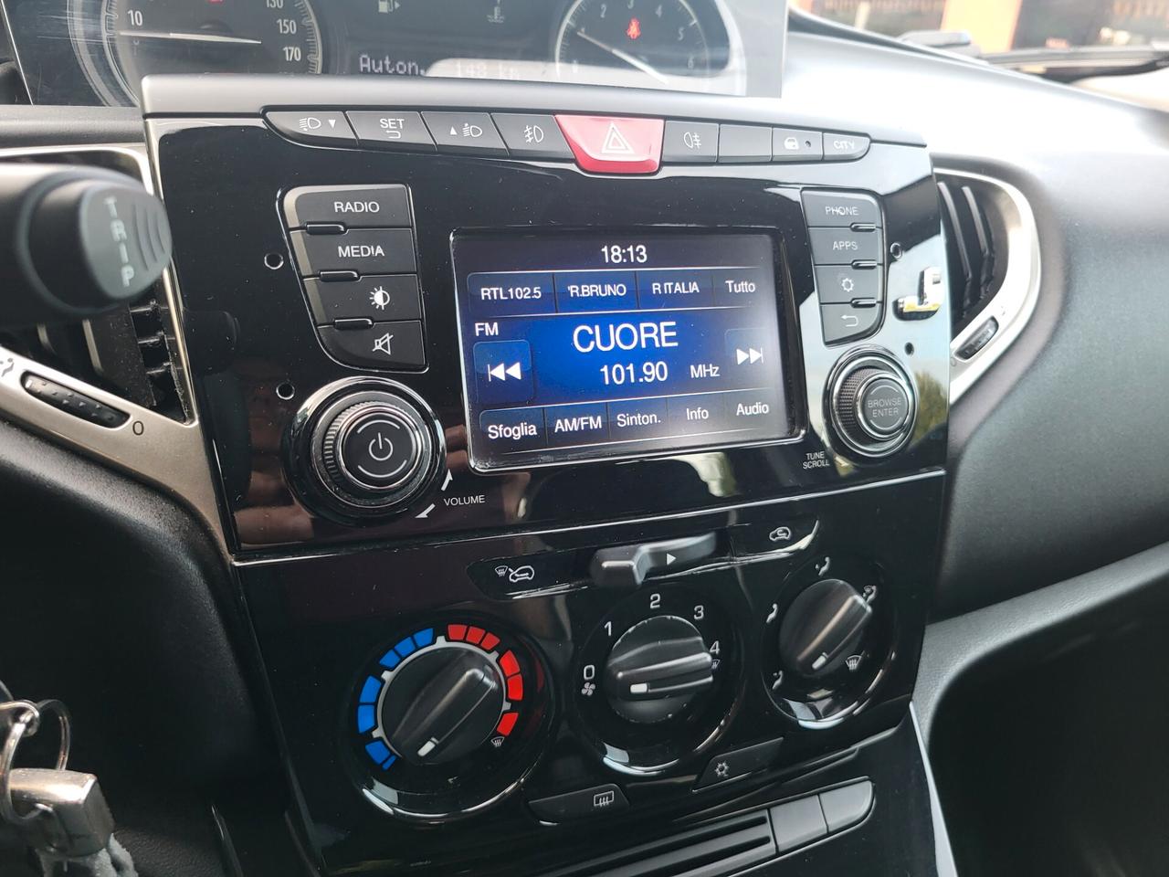 Lancia Ypsilon 1.2 69 CV 5 porte GPL Ecochic Gold