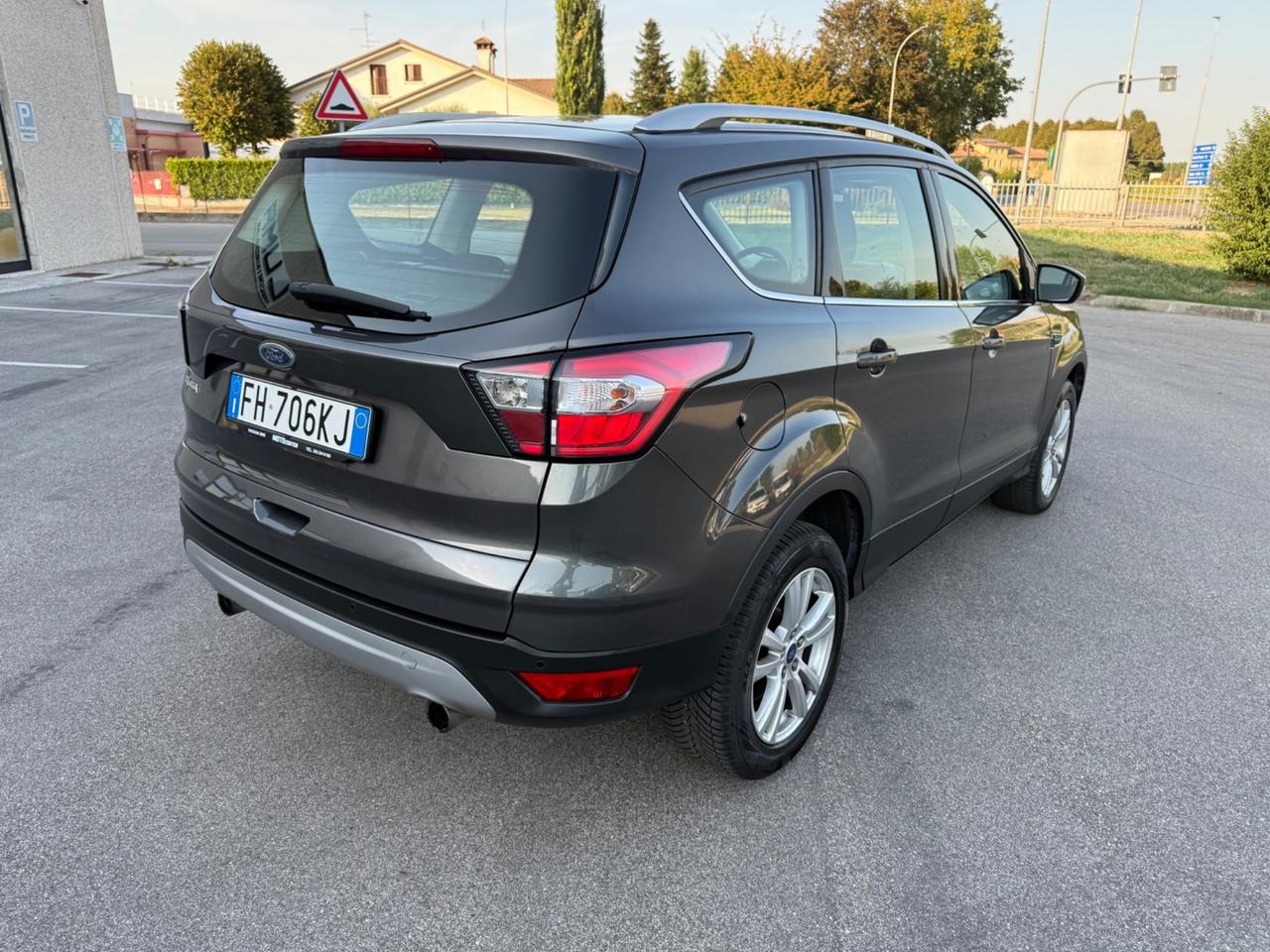 Ford Kuga 1.5 TDCI 120 CV 2WD Titanium Tetto Apribile