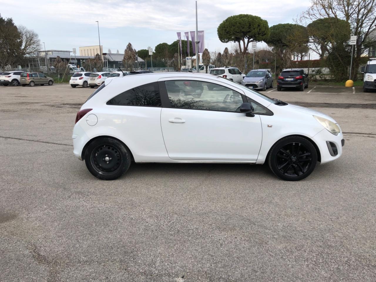 Opel Corsa 1.2 3 porte Elective