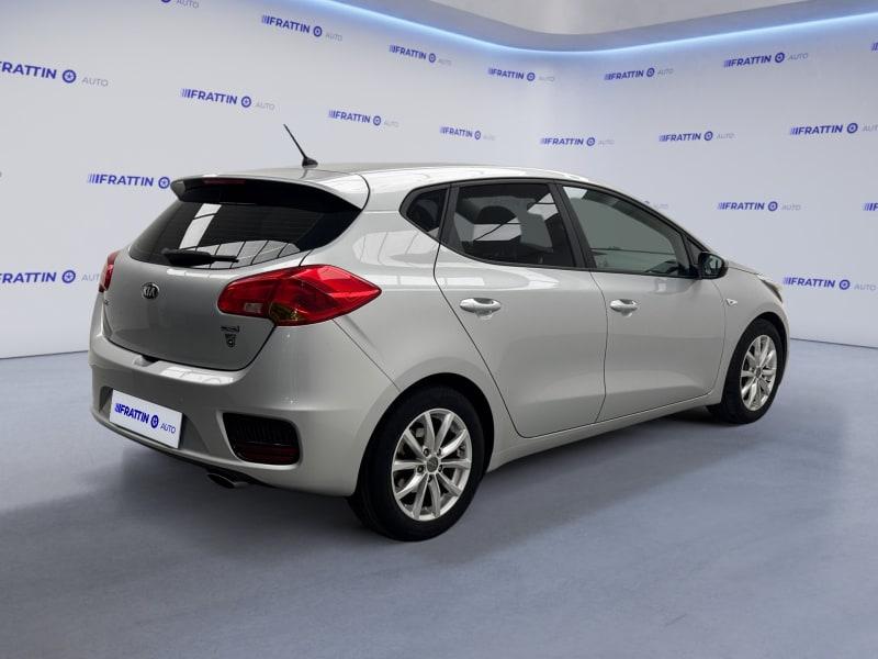 KIA CEE'D 1.6 CRDI 110 CV 5 PORTE COOL