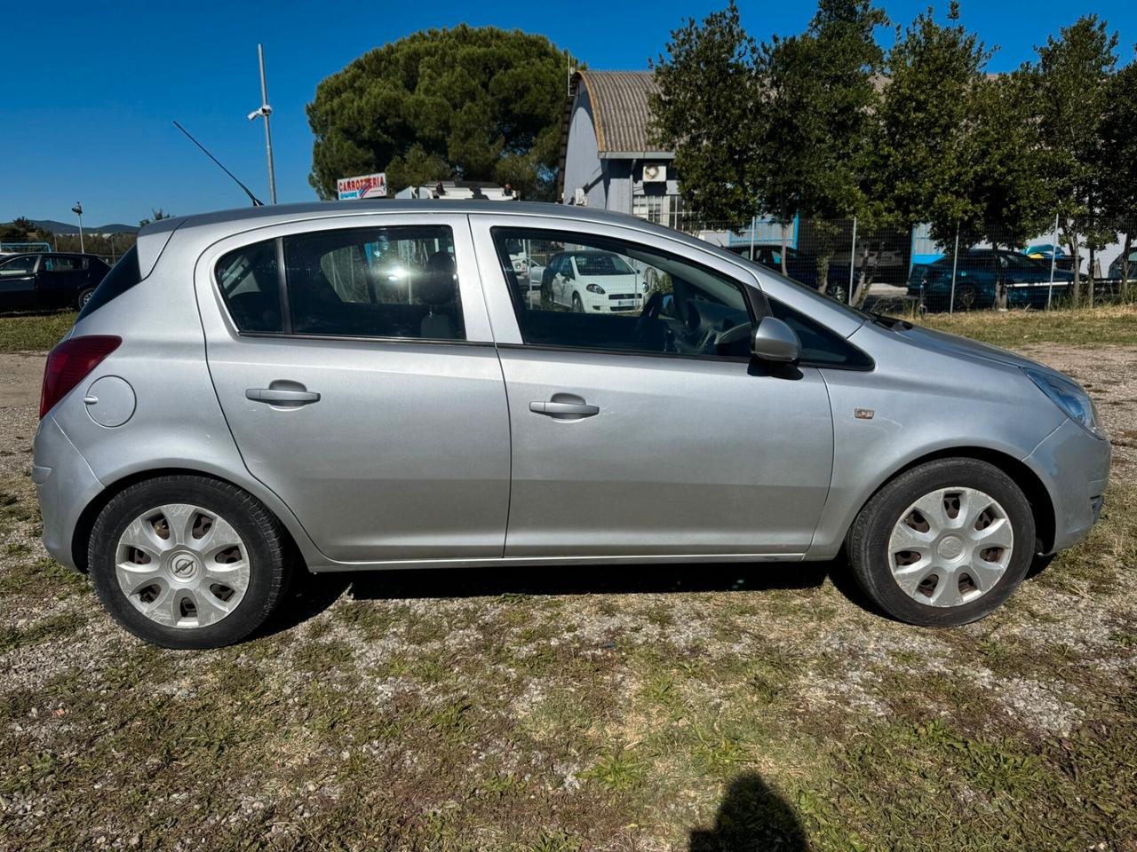Opel Corsa 1.2 5 porte SOLAMENTE 113.000 KM
