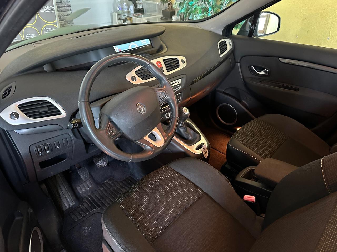 Renault Scenic 1.6benz. 7posti