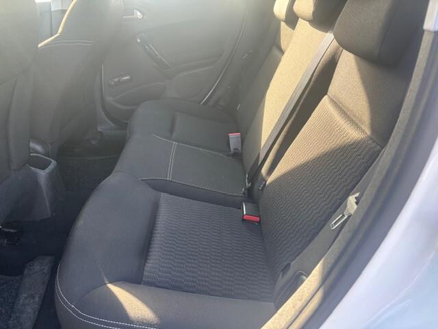 Peugeot 208 PureTech 82 5p. GPL Access