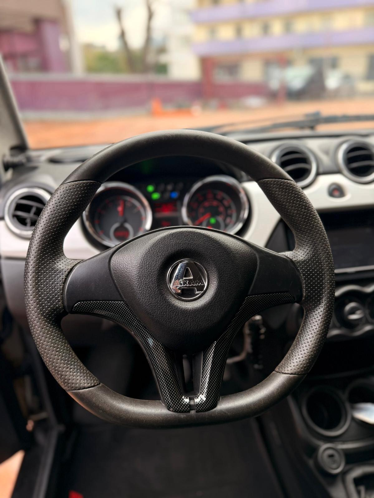 Aixam Miniauto GTO Bianca tetto Nero