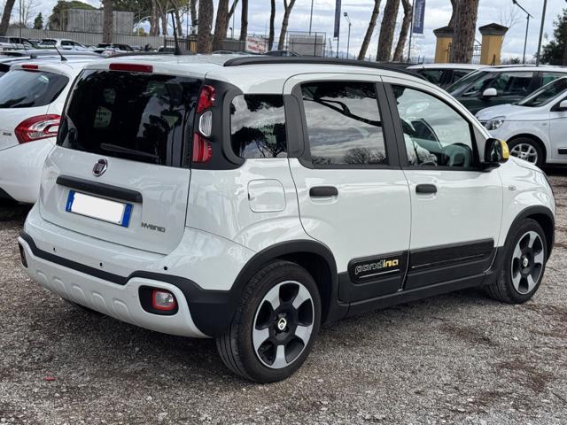 FIAT New Panda PANDINA CROSS HYBRID 1.0cc 70cv