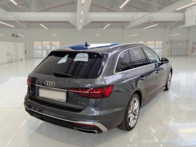 AUDI A4 Avant 40 TDI quattro S tronic S line edition