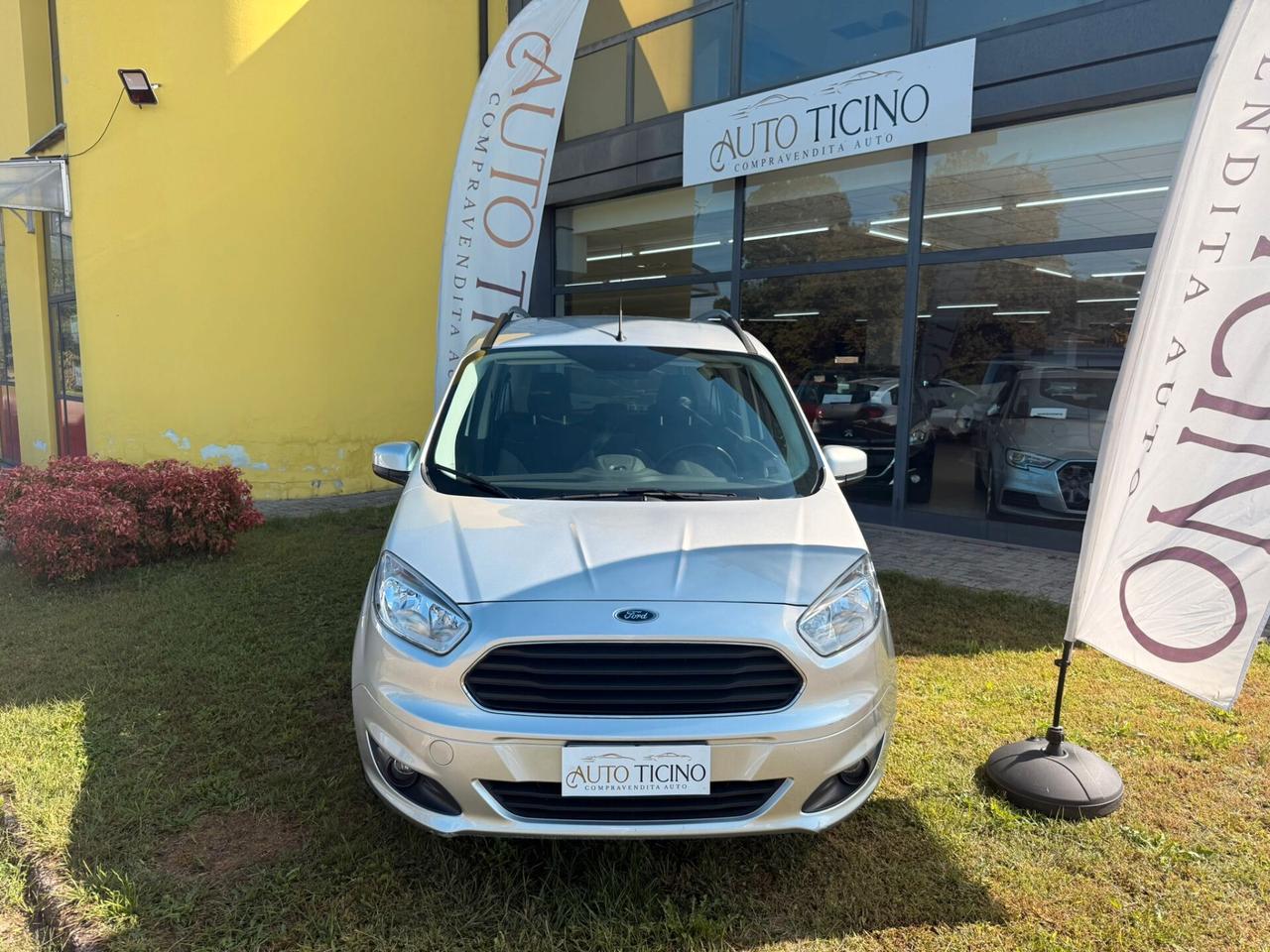Ford Tourneo Courier 1.5 TDCI 75 CV Titanium