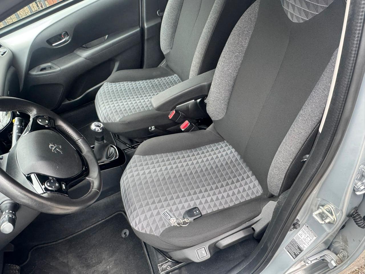 Peugeot 108 VTi 72 S&S 5 porte Allure TOP!