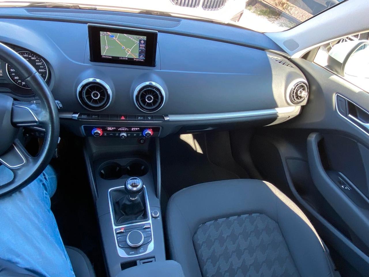 Audi A3 SPB 1.6 TDI clean diesel Business