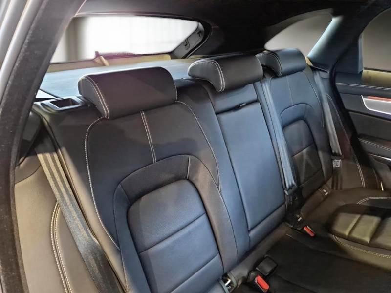 Jaguar F-Pace 2.0d i4 mhev R-Dynamic SE awd 204cv auto