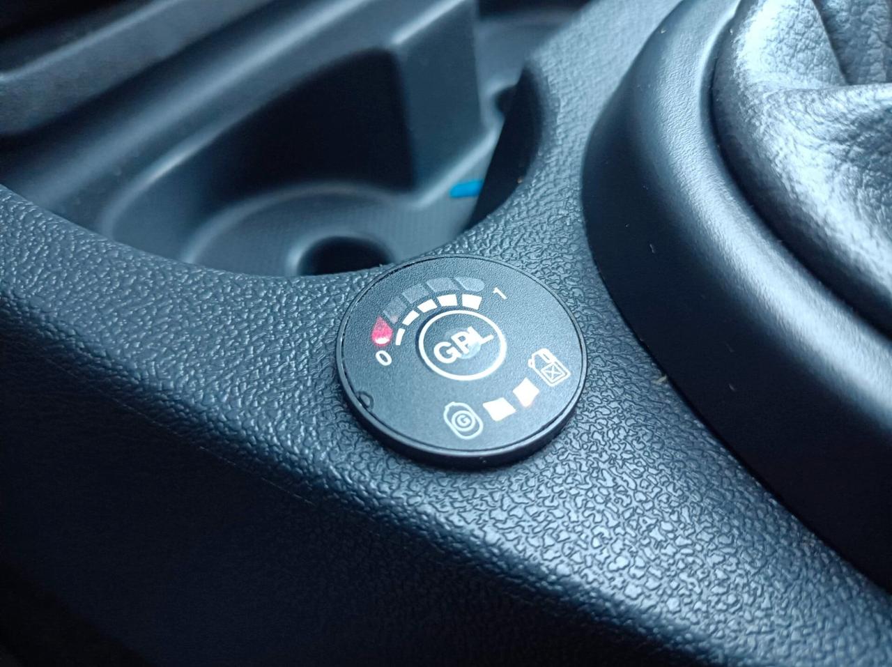 Dacia Duster 1.6 110CV 4x2 GPL Lauréate