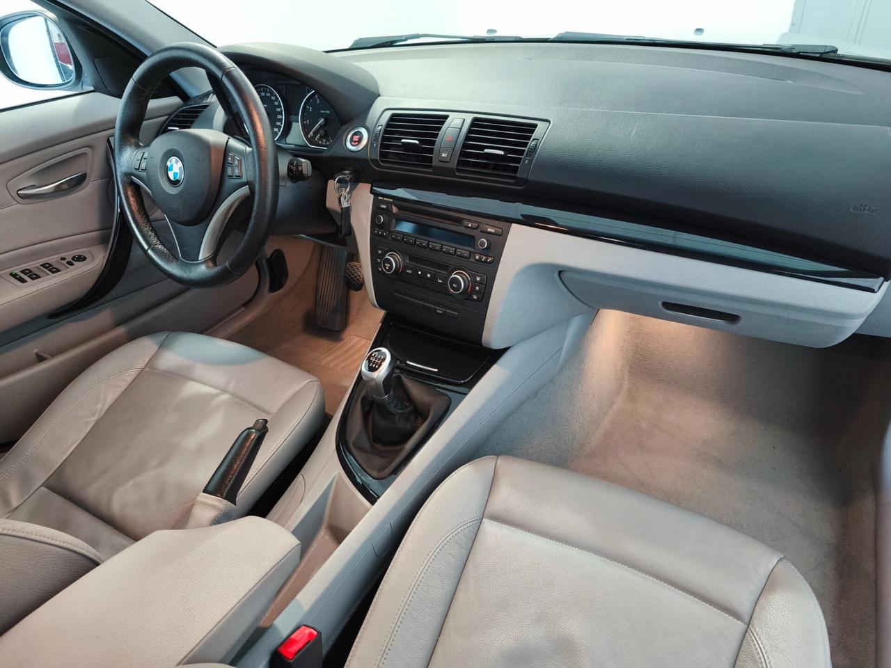 Bmw 120 120i cat 5 porte Futura