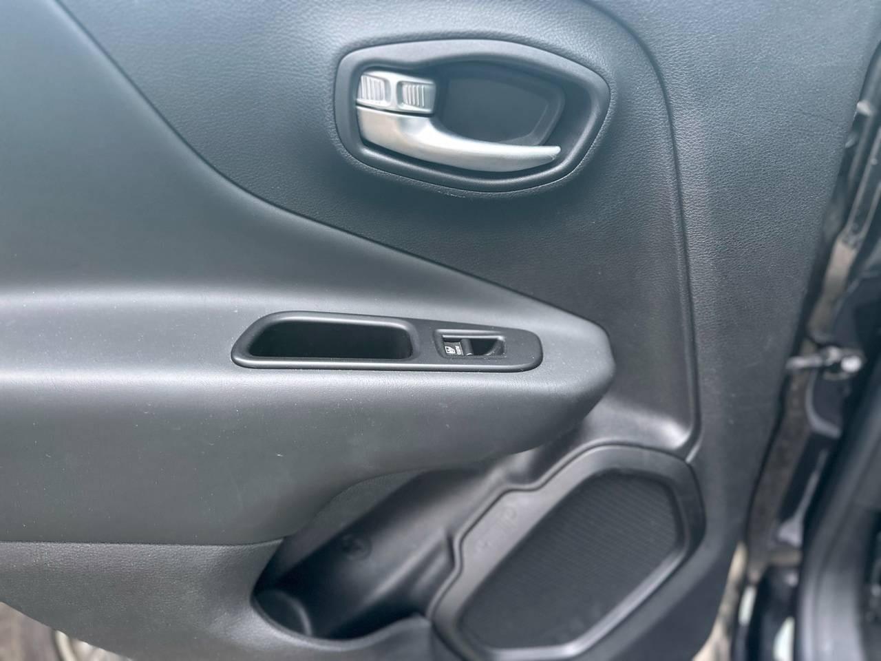 JEEP Renegade 2019 - Renegade 1.3 t4 phev Limited 4xe at6