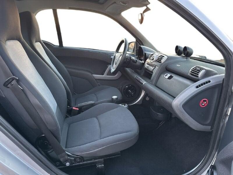 smart fortwo fortwo 1000 52 kW MHD coupé pulse