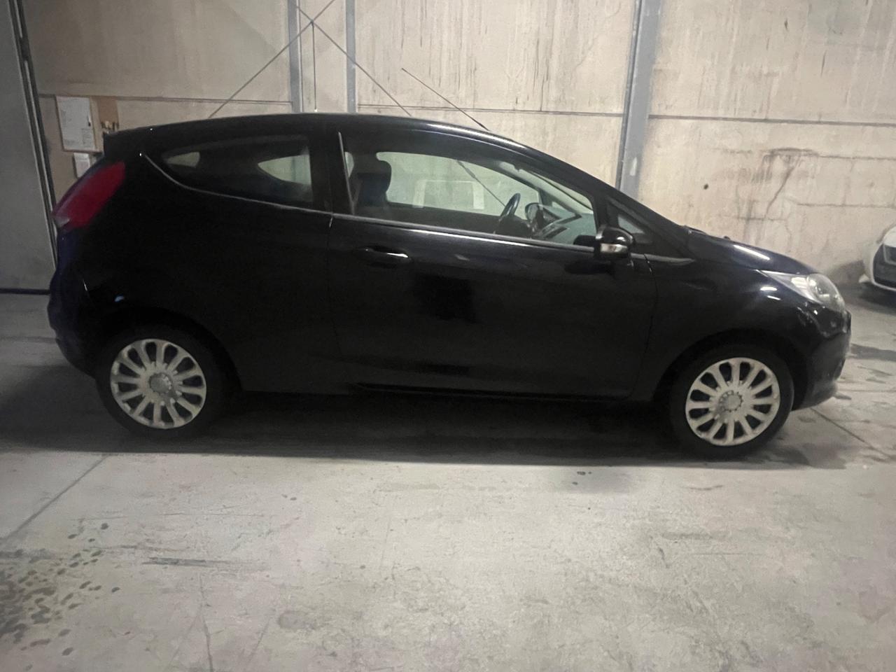 Ford Fiesta 1.2 benzina Km 86.000