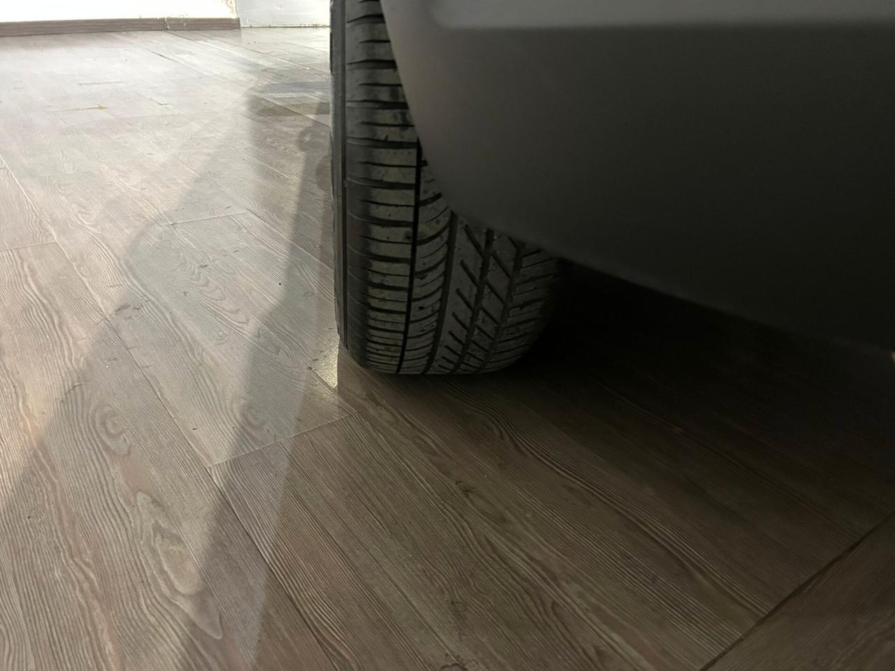 Land Rover Discovery Sport 2.0 TD4 163 CV IBRIDA 7 POSTI