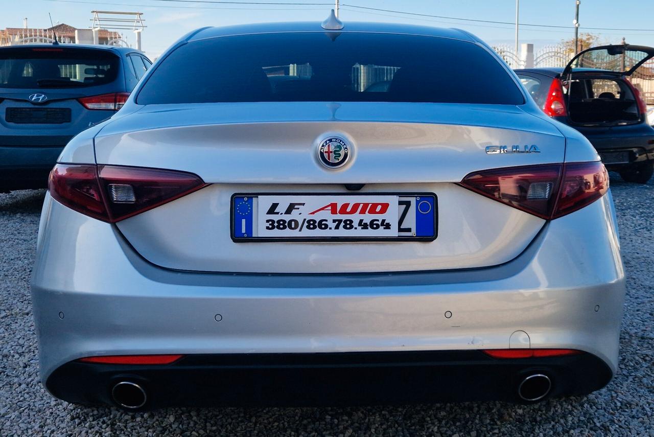 Alfa Romeo Giulia 2.2 Turbodiesel 180 CV AT8 Super